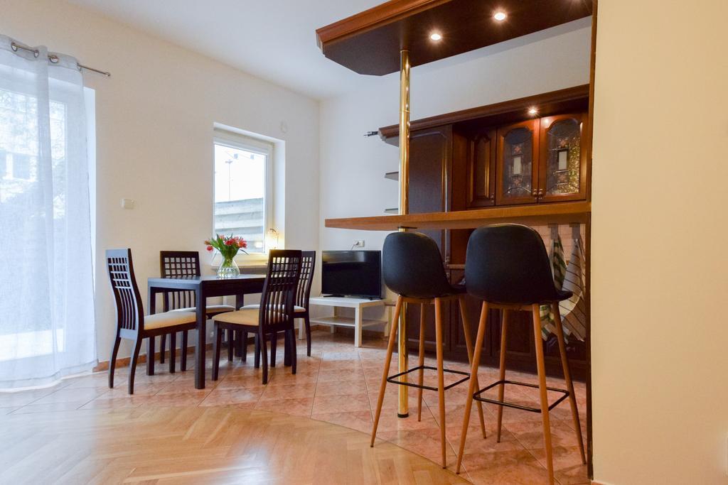 Shortstaypoland Bialobrzeska Warsawa Bagian luar foto